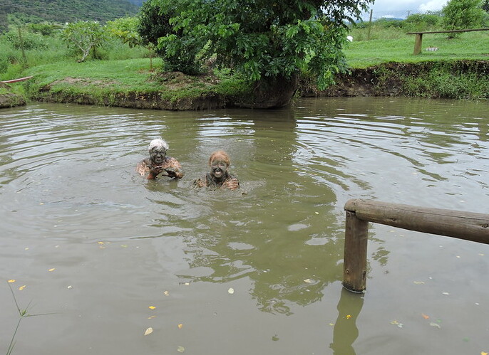 薩貝托SEBETO MUD POOL